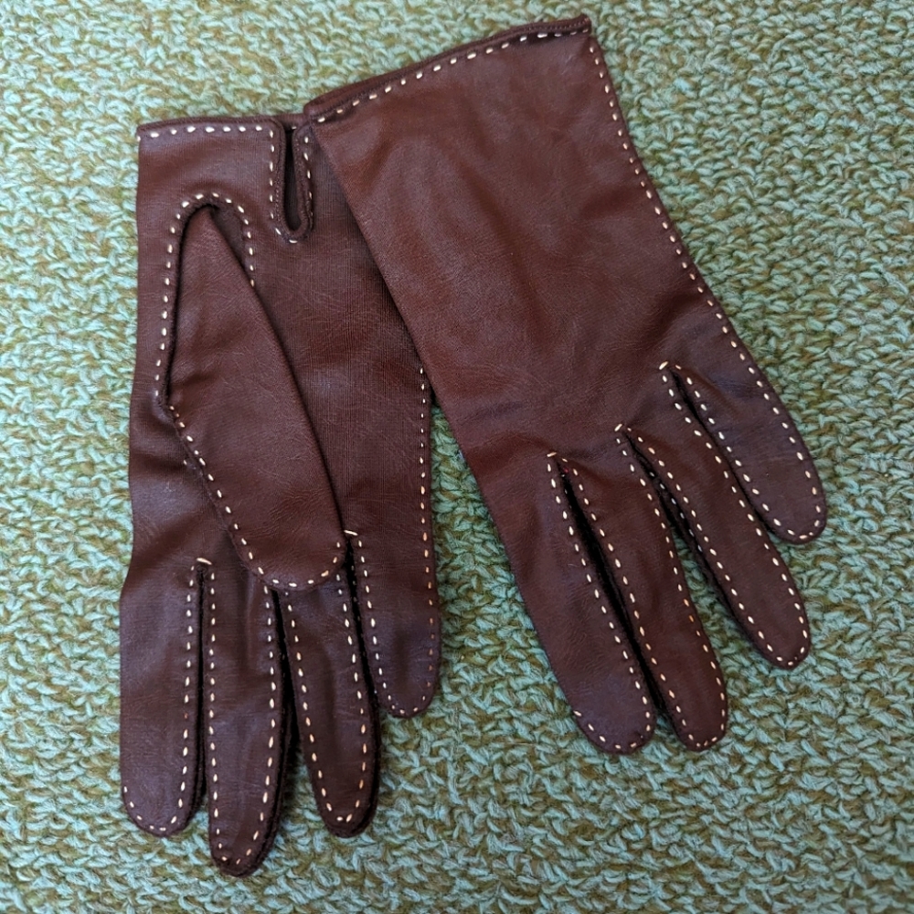Vintage gloves